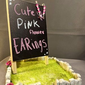 Women’s pink flower earrings